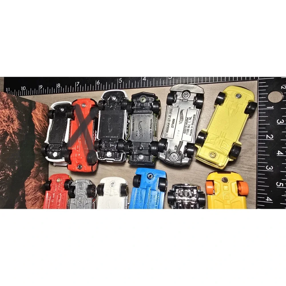 Hot Wheels LOT 16 Cars Trucks Vintage Honda Nissian Subaru Madza Toyota Loose HW